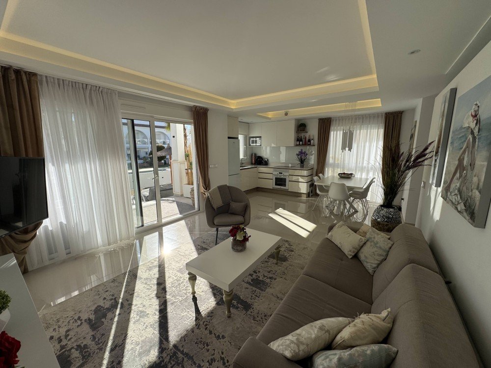 Huoneisto Ciudad Quesada, Alicante, Espanja 2 makuuhuonetta, 82 m2 No. 197251