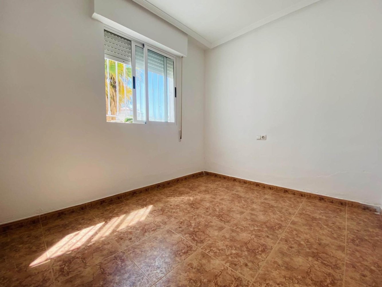 Villa in Torrevieja, Alicante, Spanien 3 Schlafzimmer, 85 m2 Nr. 197150