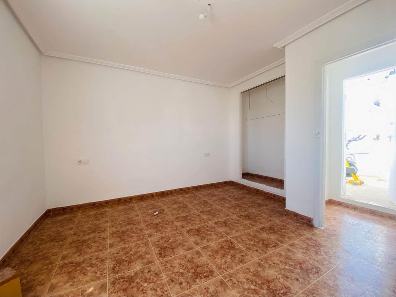 Villa in Torrevieja, Alicante, Spanien 3 Schlafzimmer, 85 m2 Nr. 197150