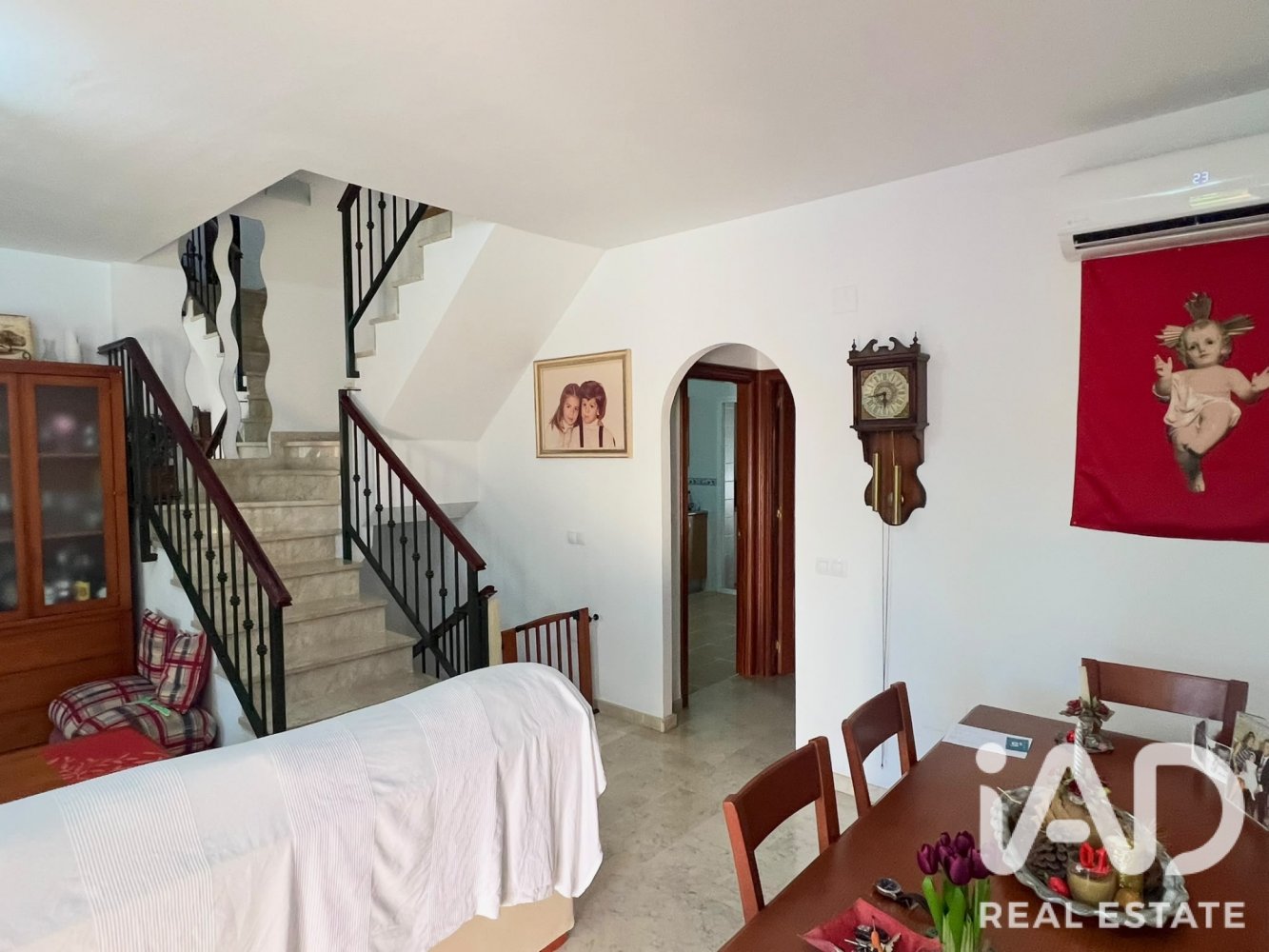 Rindu māja Velez-Malaga, Malaga, Spānijā 5 istabas, 207 m2 Nr. 197731