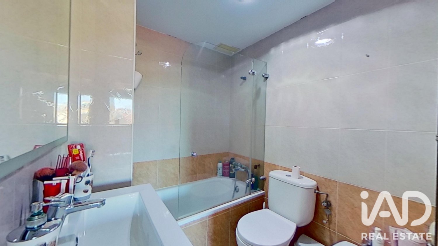 Dzīvoklis El Vendrell, Tarragona, Spānijā 3 istabas, 104 m2 Nr. 197741
