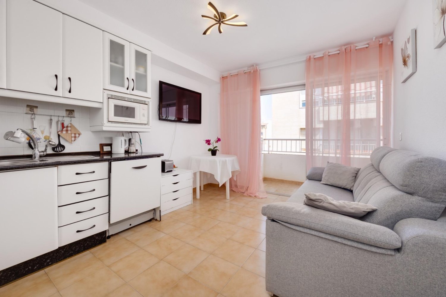 Wohnung in Torrevieja, Alicante, Spanien 2 Schlafzimmer, 61 m2 Nr. 199000