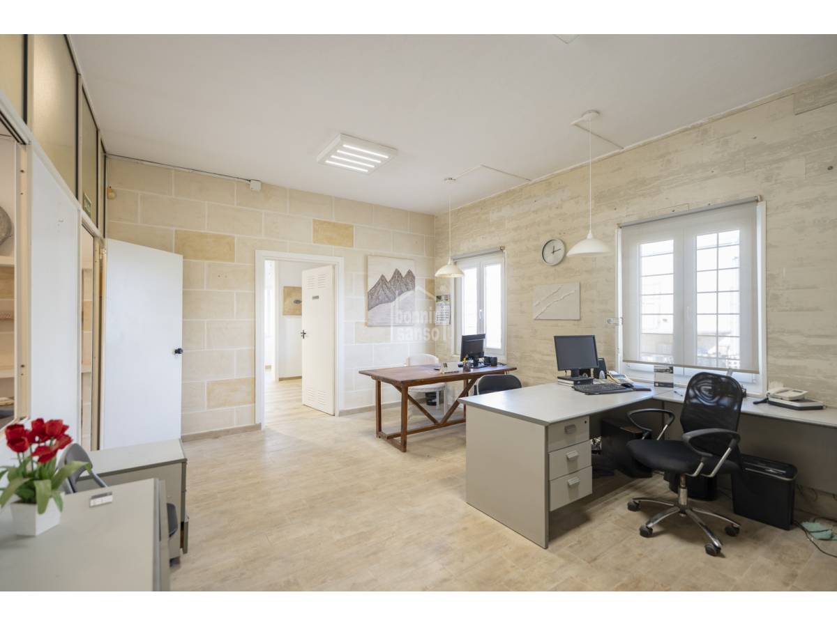 Komerciāls īpašums Mahon, Menorca, Spānijā 206 m2 Nr. 199134