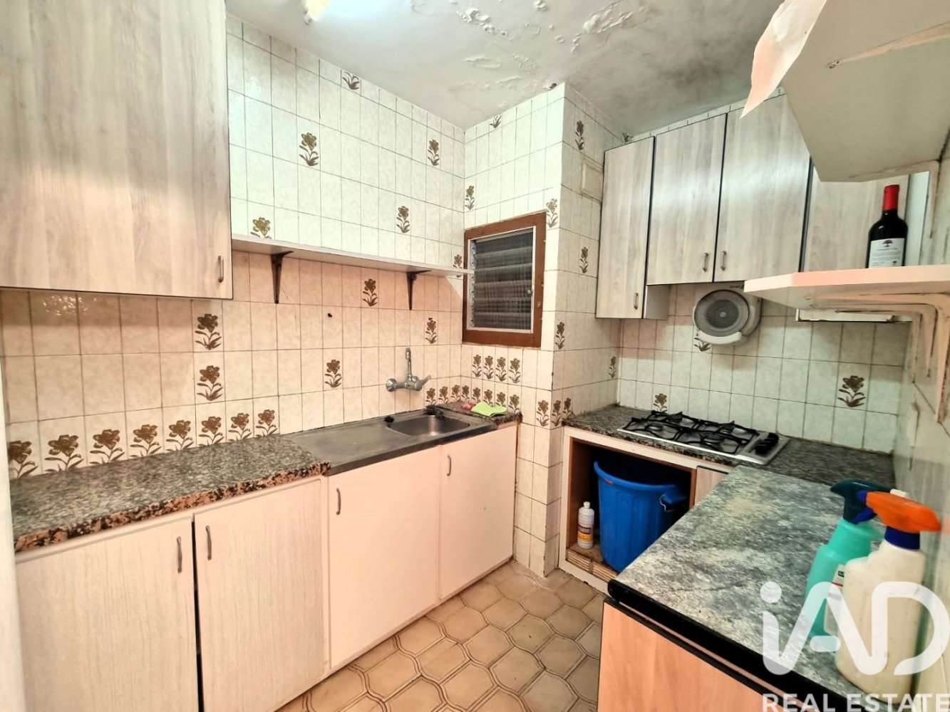 Commercial property à Vilalba Dels Arcs, Tarragona, Espagne 174 m2 No. 198644