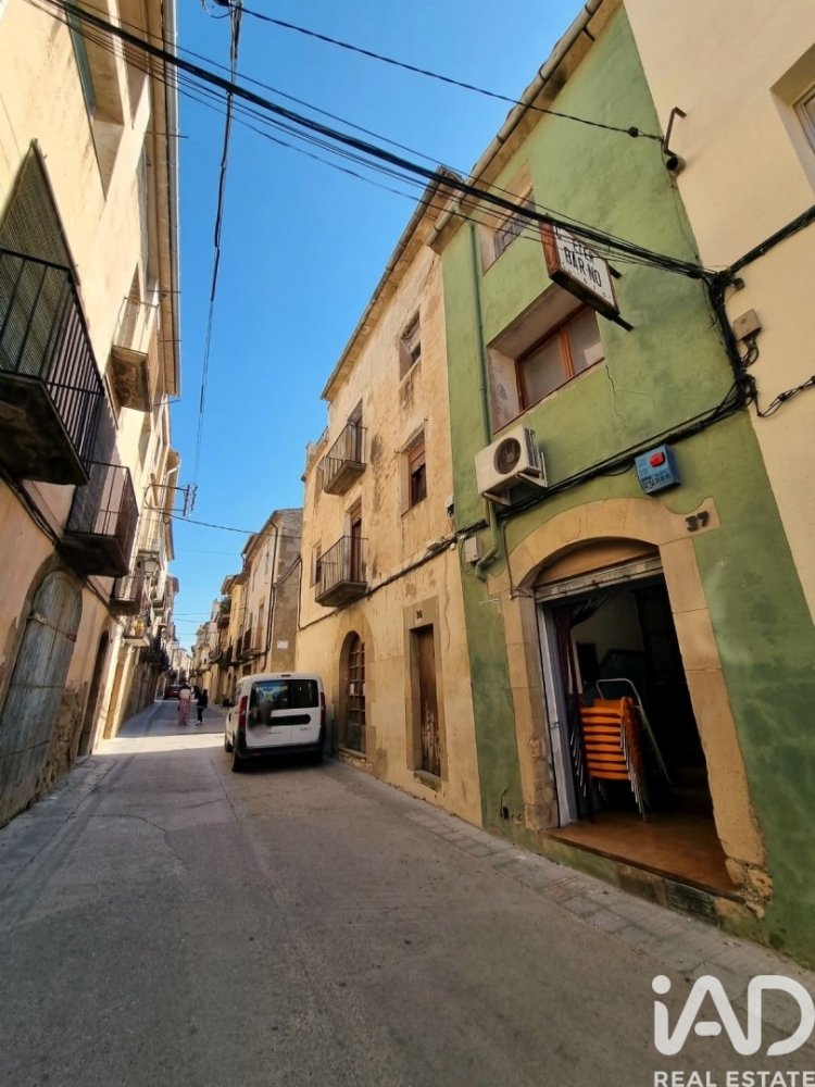 Commercial property à Vilalba Dels Arcs, Tarragona, Espagne 174 m2 No. 198644