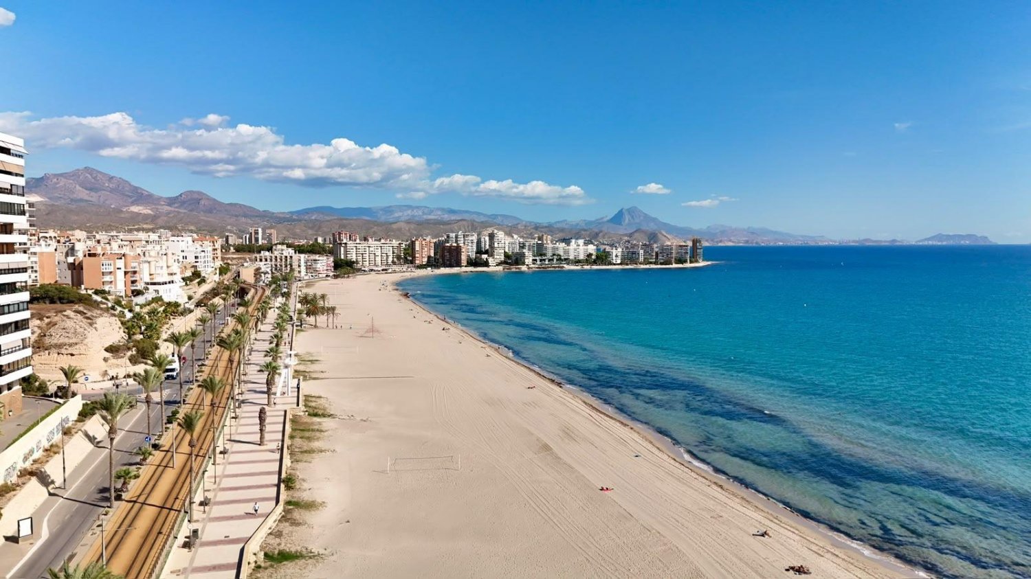 Wohnung in El Campello, Alicante, Spanien 1 Schlafzimmer, 129 m2 Nr. 199018
