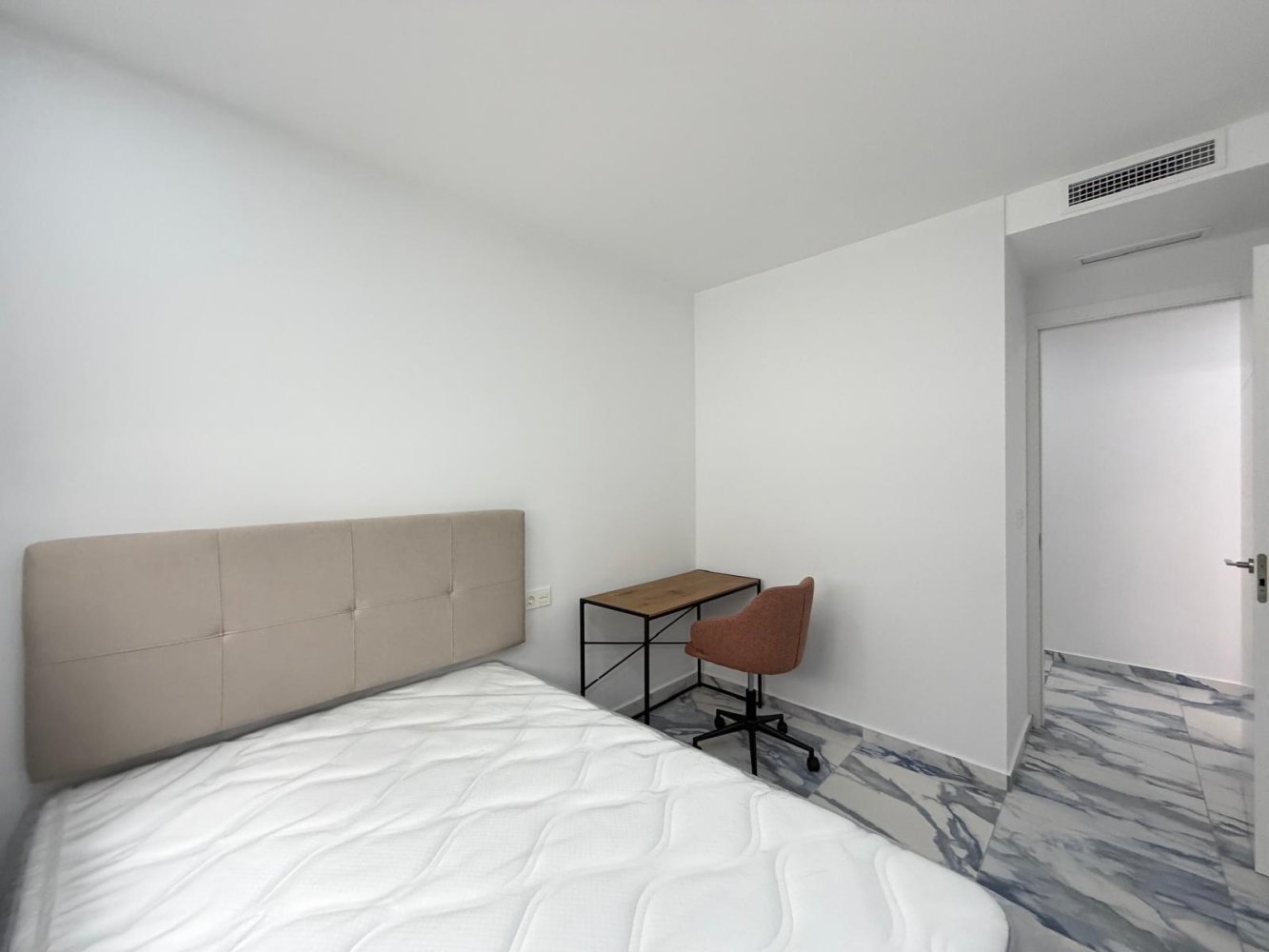 Apartament w Torrevieja, Alicante, Hiszpania 3 sypialnie, 113 mkw. nr 197475