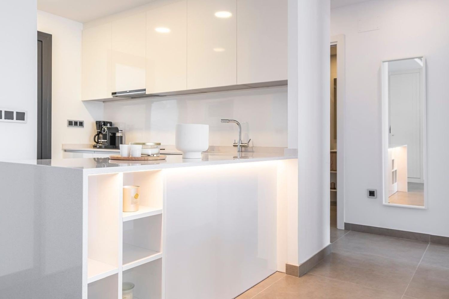Apartamento en Benidorm, Alicante, España 2 dormitorios, 103 m2 No. 197963