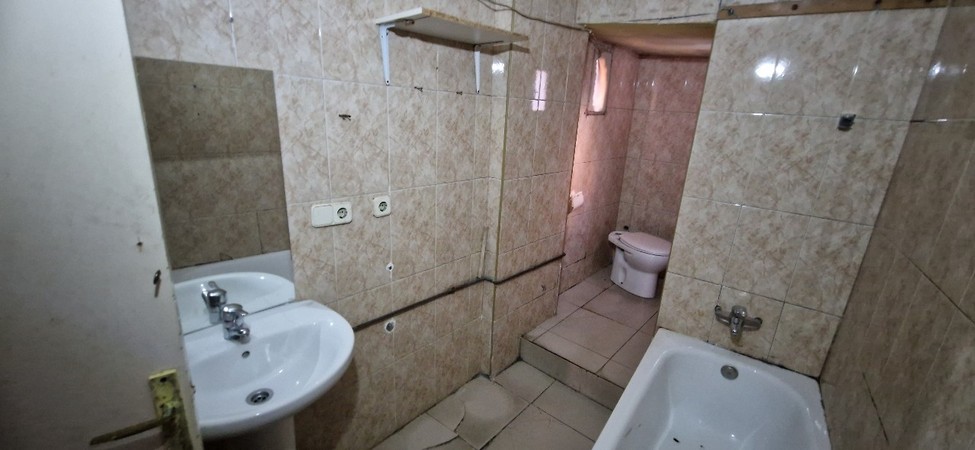 Apartamento en Manresa, Barcelona, España 3 dormitorios, 68 m2 No. 197554