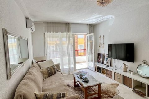 Apartment à Torrevieja, Alicante, Espagne 3 chambres, 96 m2 No. 197903