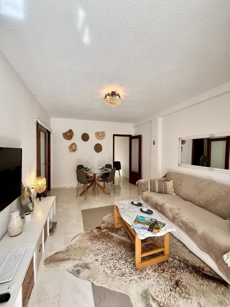 Apartment à Torrevieja, Alicante, Espagne 3 chambres, 96 m2 No. 197903