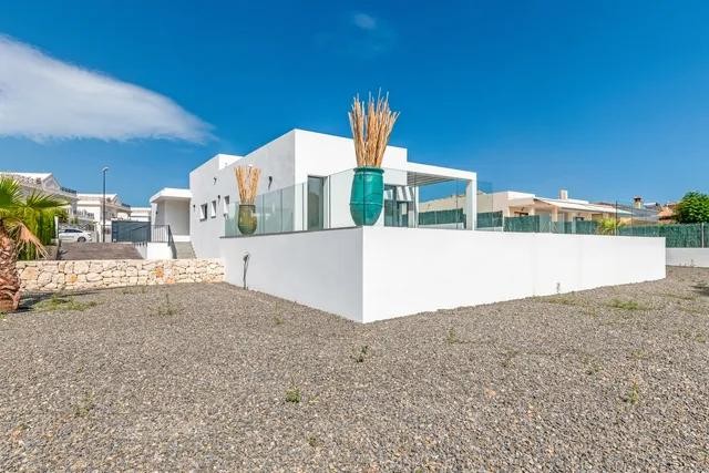 Villa en La Nucia, Alicante, España 3 dormitorios, 330 m2 No. 197074