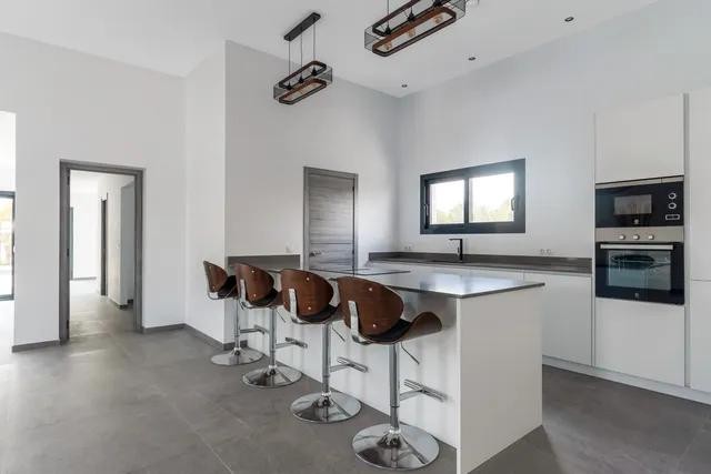 Villa en La Nucia, Alicante, España 3 dormitorios, 330 m2 No. 197074