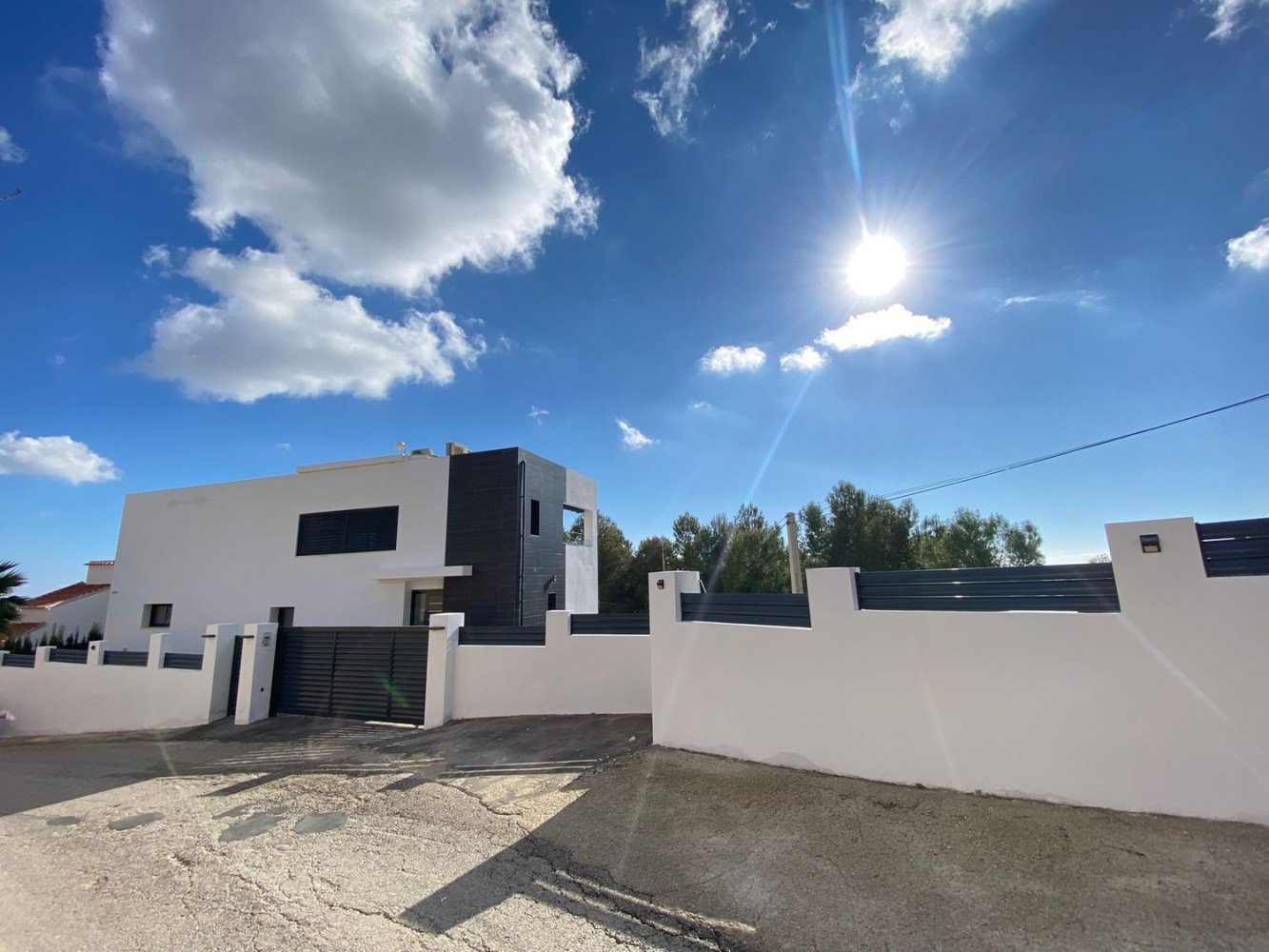 Villa a Calpe, Alicante, Spagna 5 camere da letto, 285 mq. N° 198213
