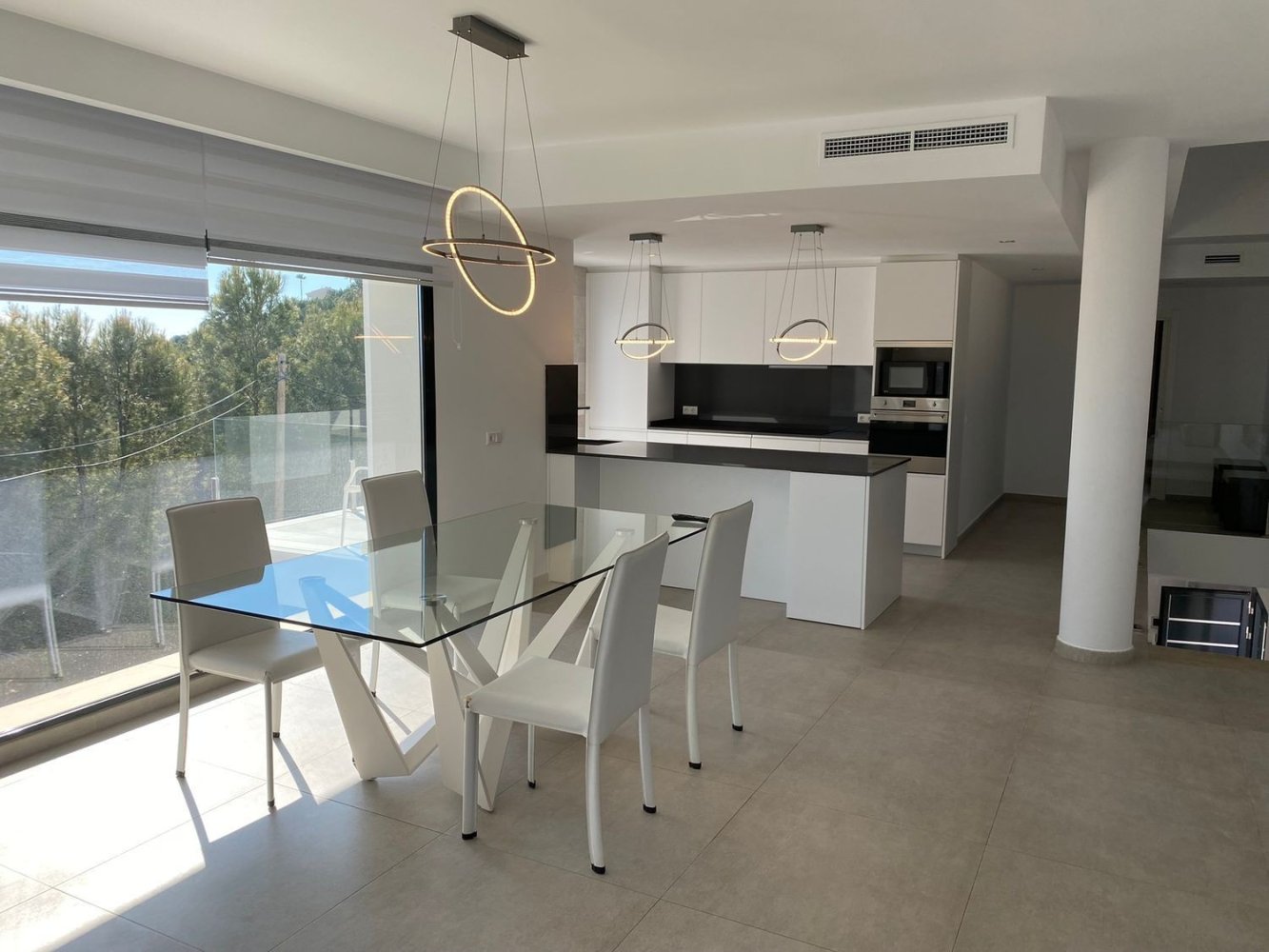 Villa a Calpe, Alicante, Spagna 5 camere da letto, 285 mq. N° 198213