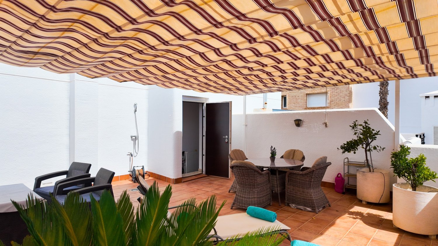 Huoneisto Villamartin, Alicante, Espanja 2 makuuhuonetta, 122 m2 No. 197202