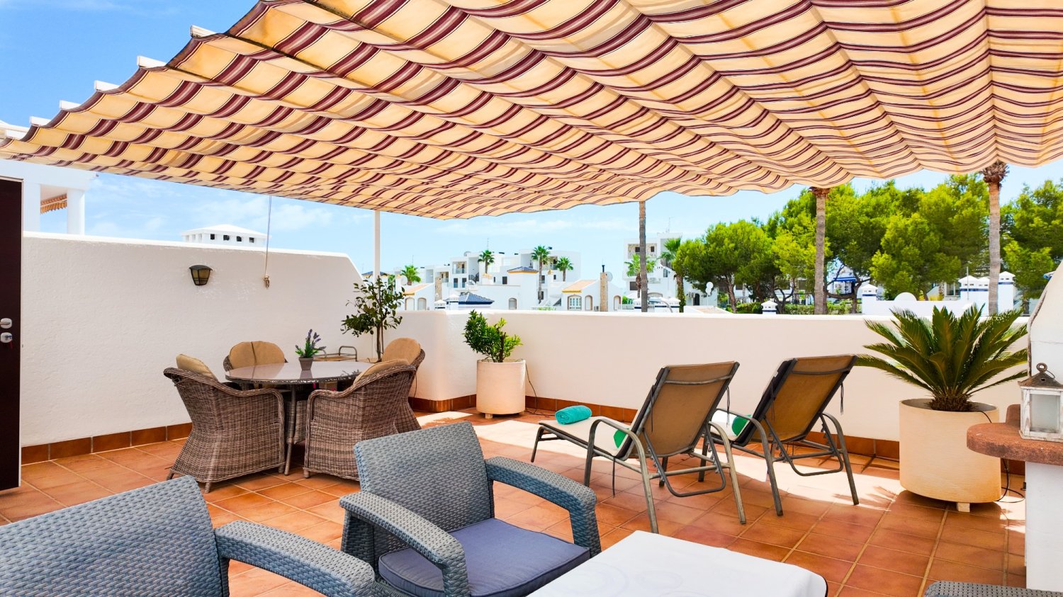 Huoneisto Villamartin, Alicante, Espanja 2 makuuhuonetta, 122 m2 No. 197202