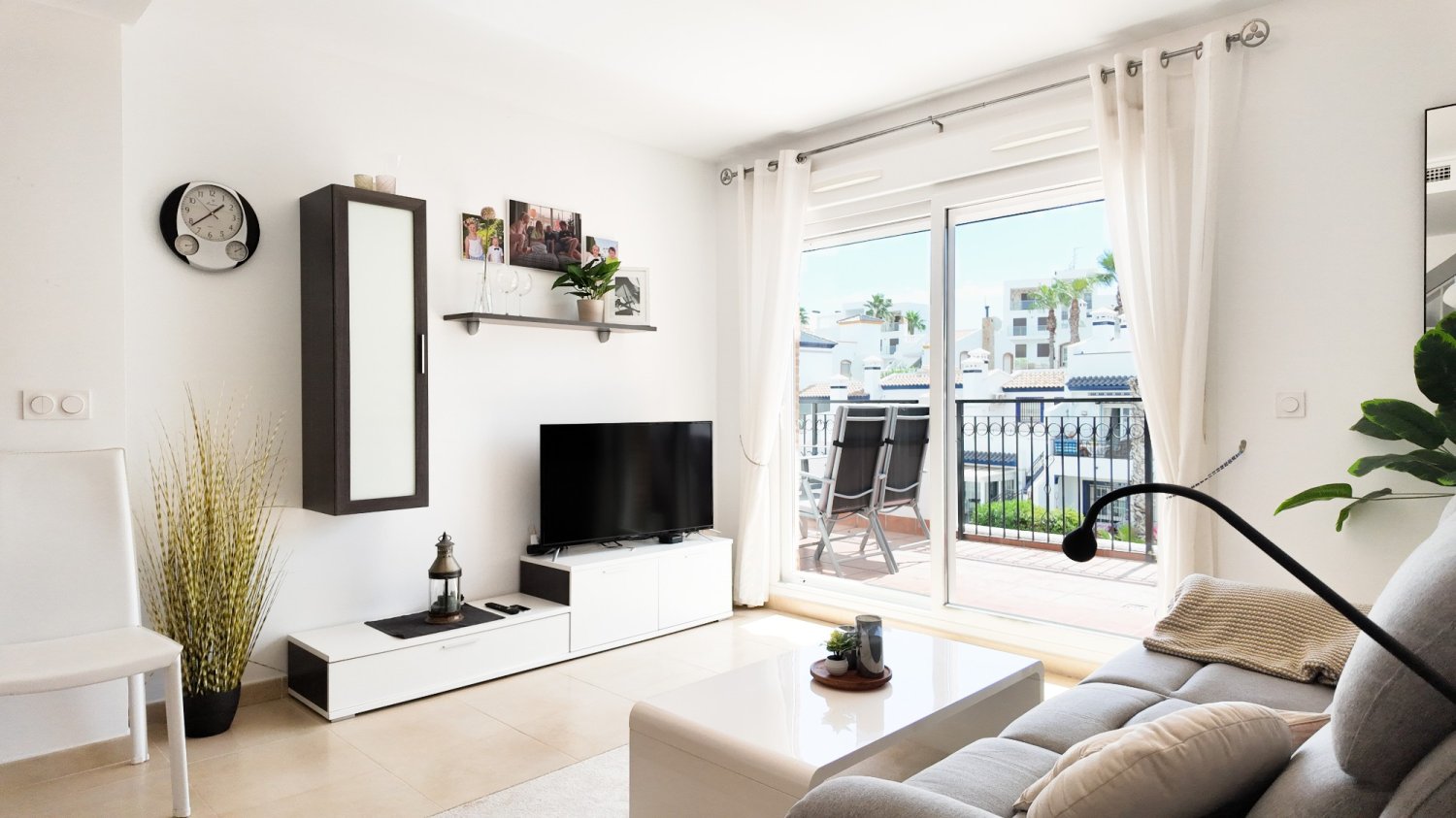 Huoneisto Villamartin, Alicante, Espanja 2 makuuhuonetta, 122 m2 No. 197202