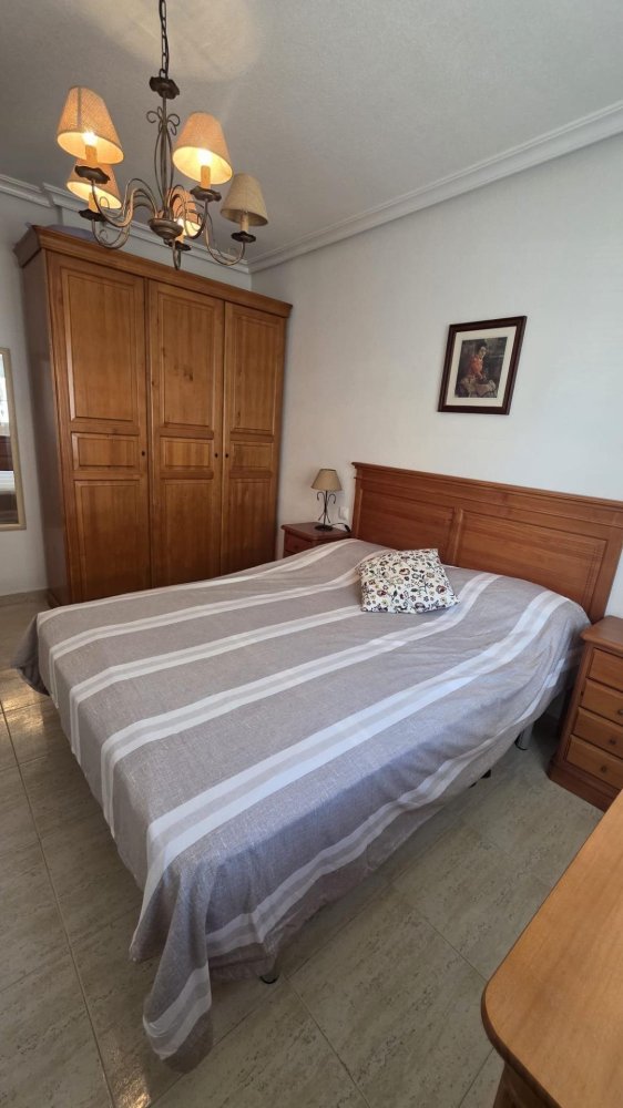 Bungalow a Torrevieja, Alicante, Spagna 3 camere da letto, 85 mq. N° 197501