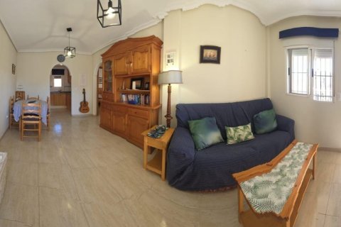 Bungalow a Torrevieja, Alicante, Spagna 3 camere da letto, 85 mq. N° 197501
