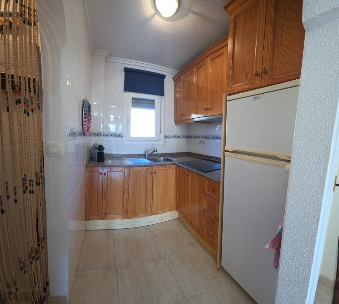 Bungalow a Torrevieja, Alicante, Spagna 3 camere da letto, 85 mq. N° 197501