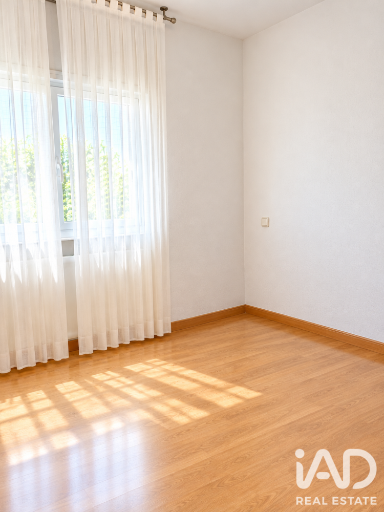 Dzīvoklis Madrid, Spānijā 3 istabas, 105 m2 Nr. 199600