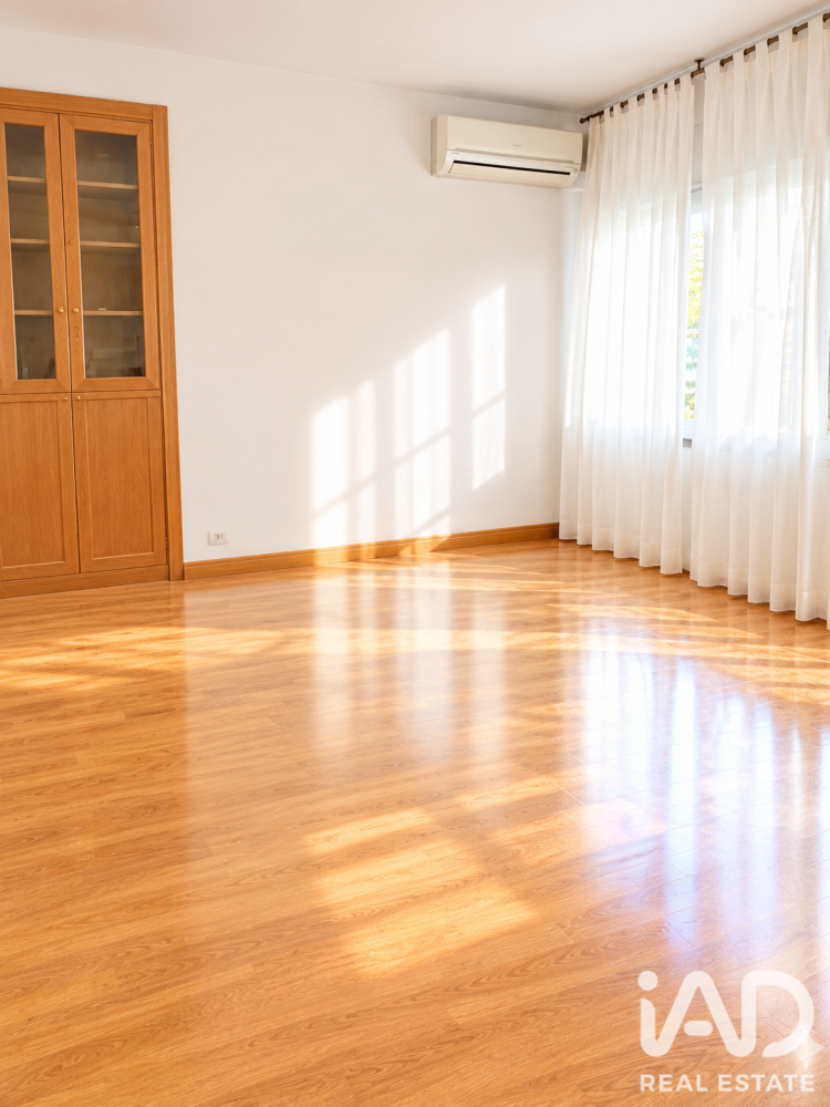 Dzīvoklis Madrid, Spānijā 3 istabas, 105 m2 Nr. 199600