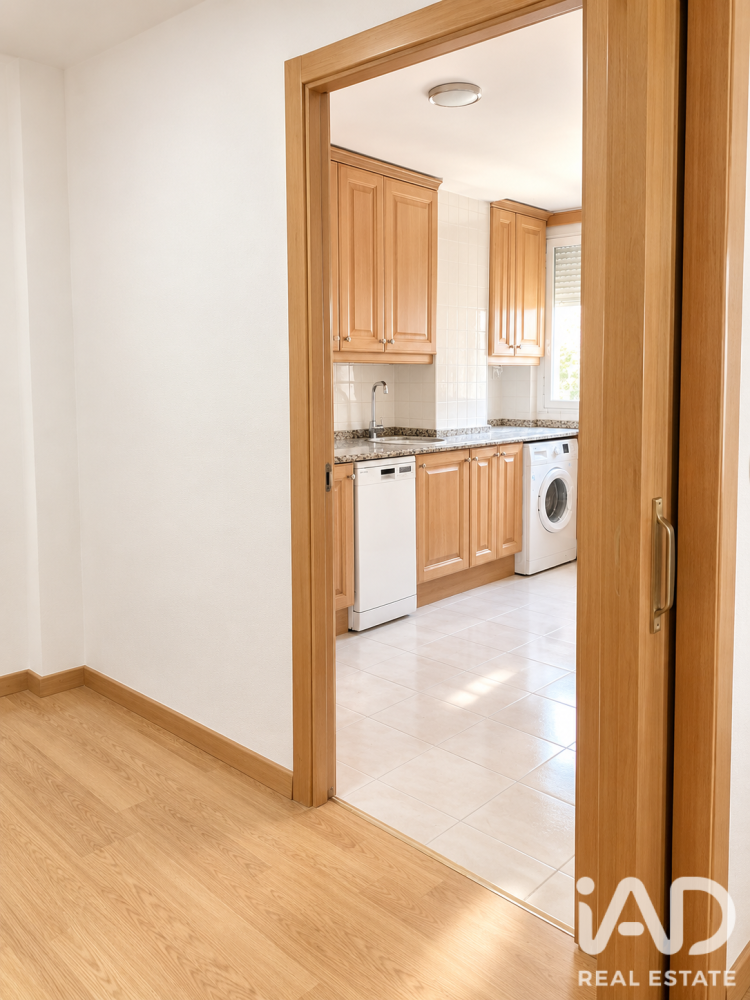Dzīvoklis Madrid, Spānijā 3 istabas, 105 m2 Nr. 199600