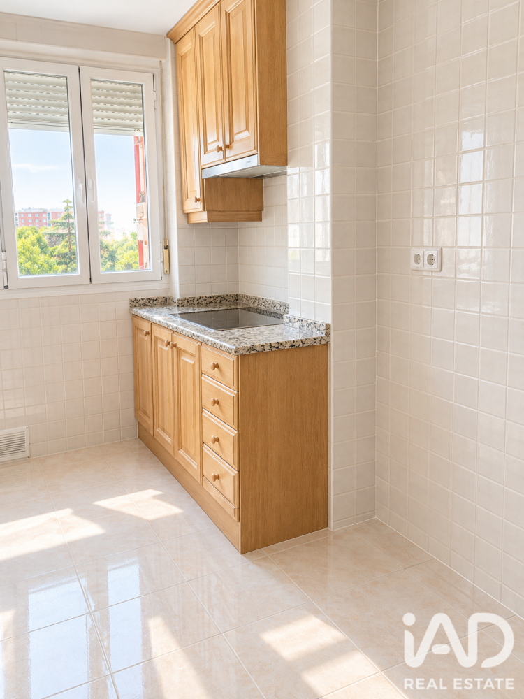 Dzīvoklis Madrid, Spānijā 3 istabas, 105 m2 Nr. 199600