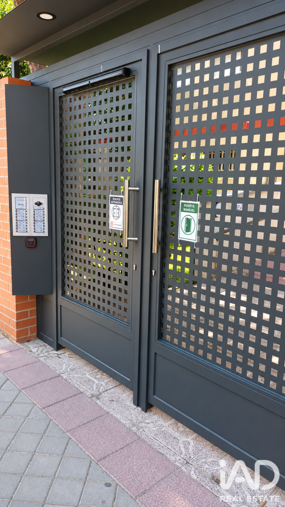 Dzīvoklis Madrid, Spānijā 3 istabas, 105 m2 Nr. 199600