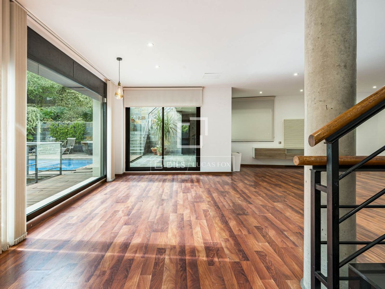 Villa en Sant Cugat del Vallès, Barcelona, España 4 dormitorios, 255 m2 No. 199889