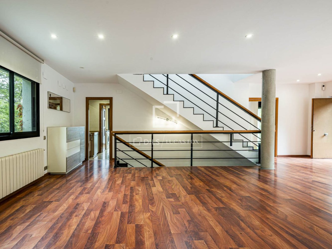 Villa en Sant Cugat del Vallès, Barcelona, España 4 dormitorios, 255 m2 No. 199889
