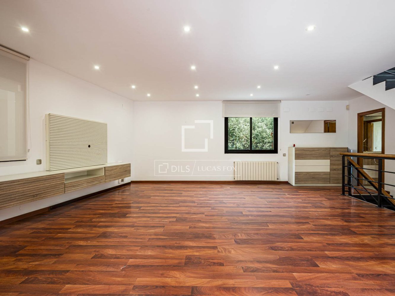 Villa en Sant Cugat del Vallès, Barcelona, España 4 dormitorios, 255 m2 No. 199889