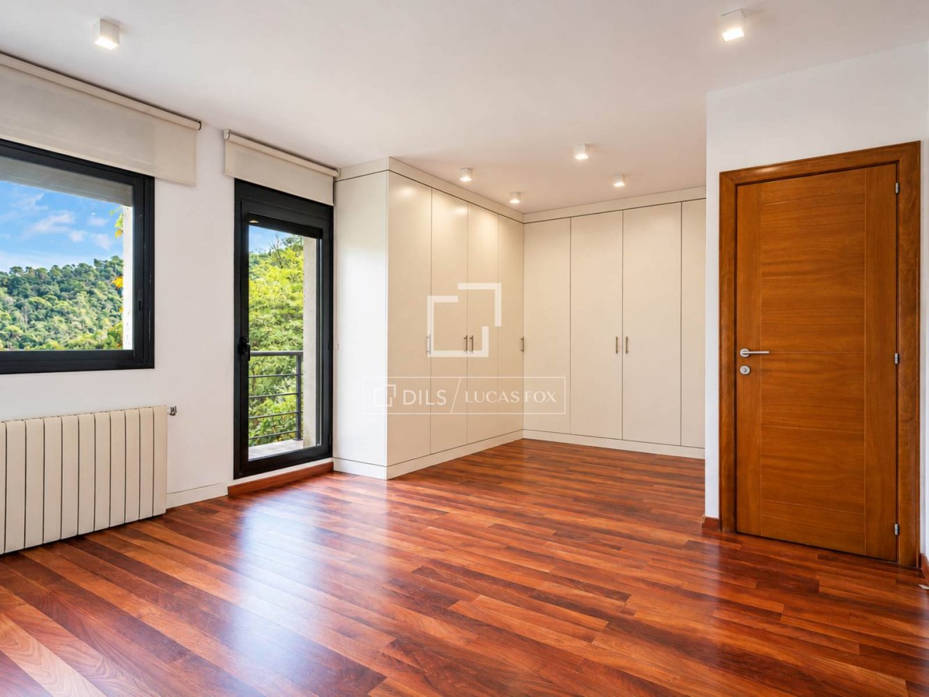 Villa en Sant Cugat del Vallès, Barcelona, España 4 dormitorios, 255 m2 No. 199889