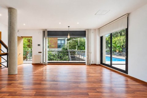 Villa Sant Cugat Del Valles, Barcelona, Spānijā 4 istabas, 255 m2 Nr. 199889