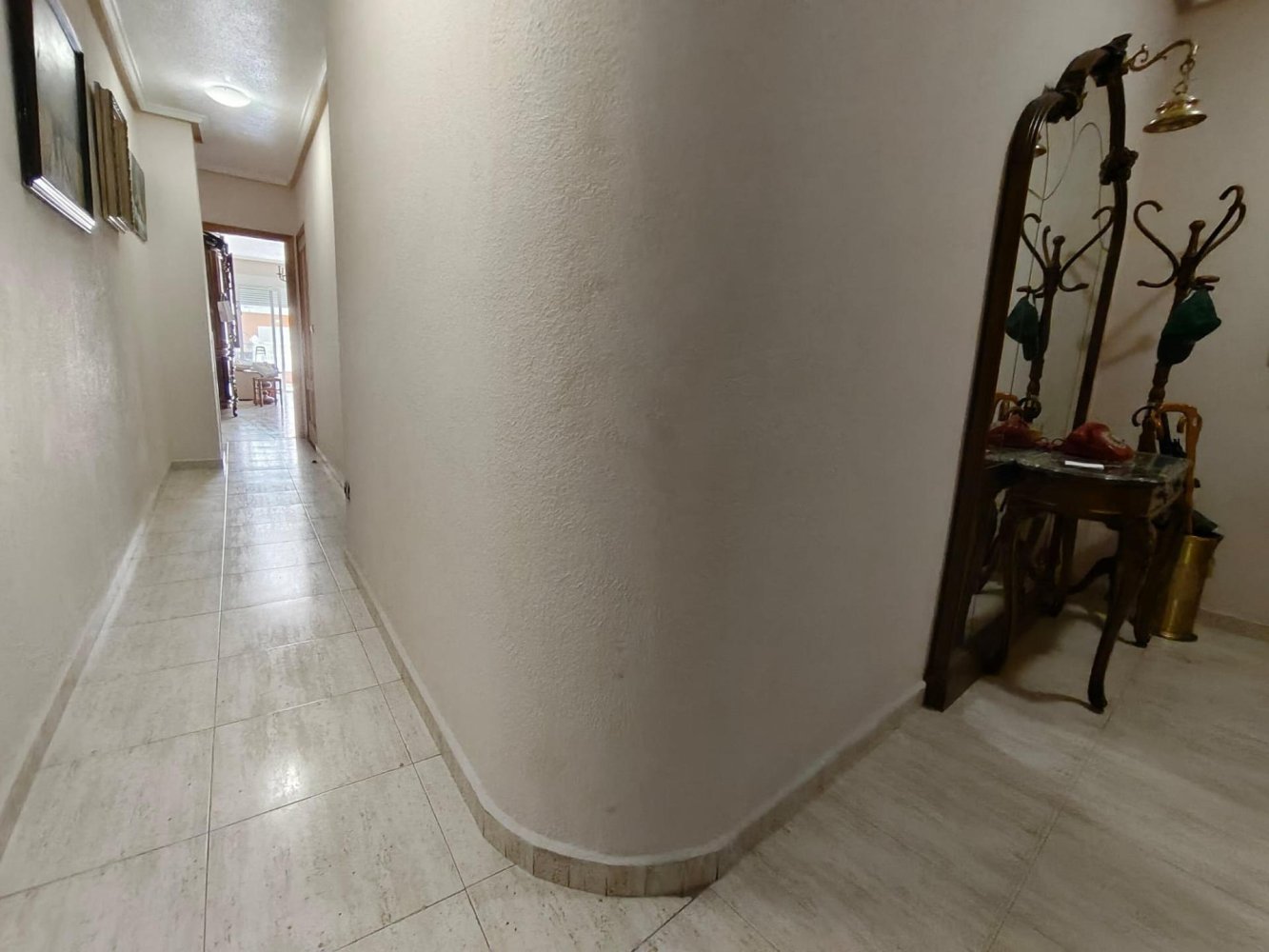 Apartment in Torrevieja, Alicante, Spain 3 bedrooms, 96 sq.m. No. 197349