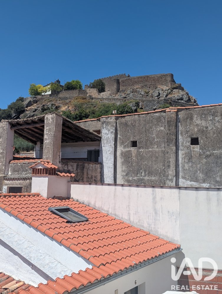 Commercial property in Montanchez, Caceres, Spain 885 sq.m. No. 199532