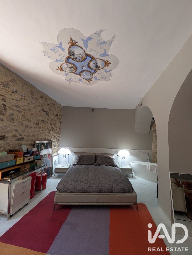 Commercial property in Montanchez, Caceres, Spain 885 sq.m. No. 199532