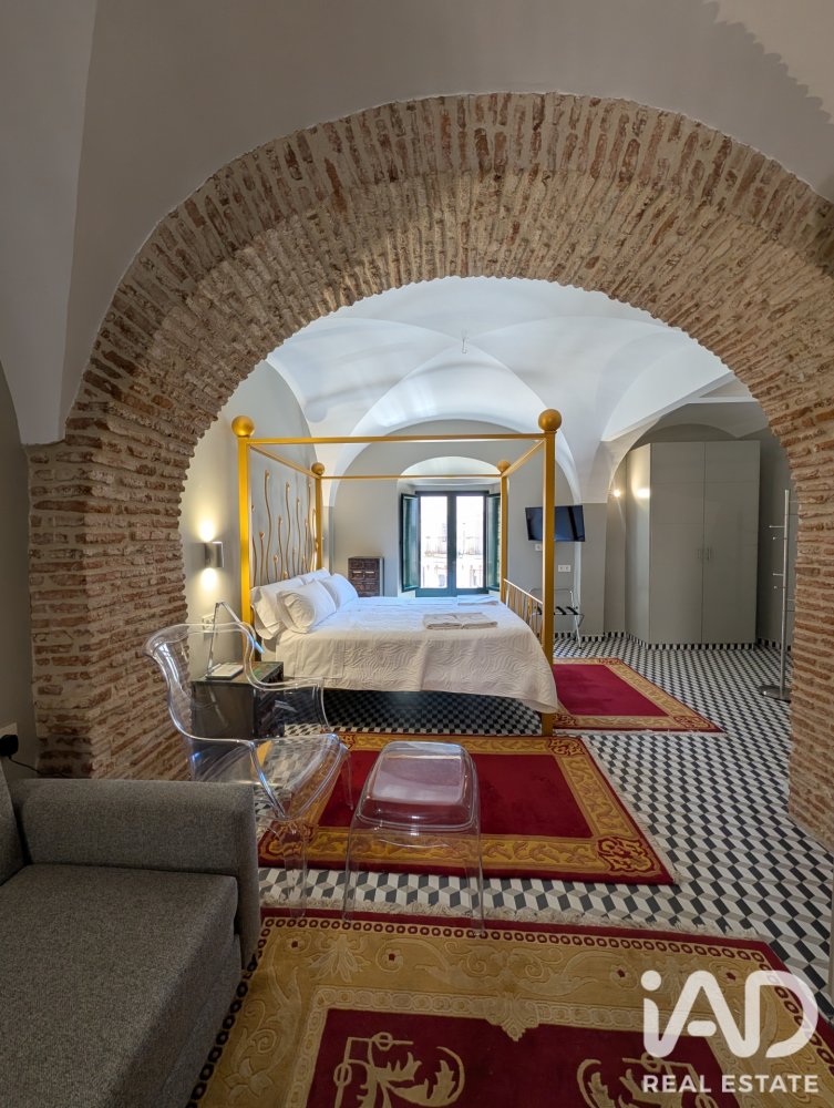 Commercial property in Montanchez, Caceres, Spain 885 sq.m. No. 199532