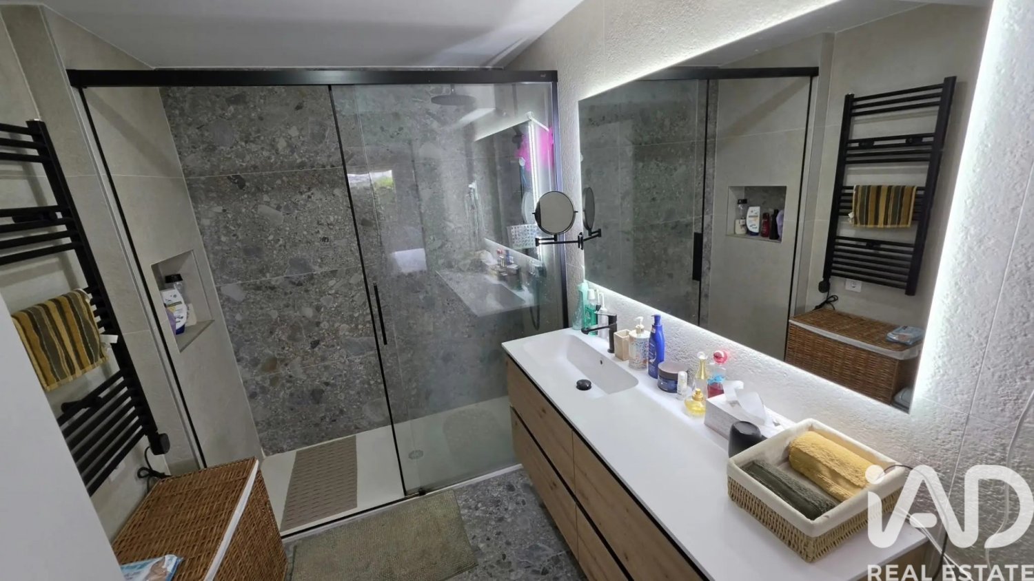 Apartment in Madrid, Spain 3 bedrooms, 105 sq.m. No. 198618