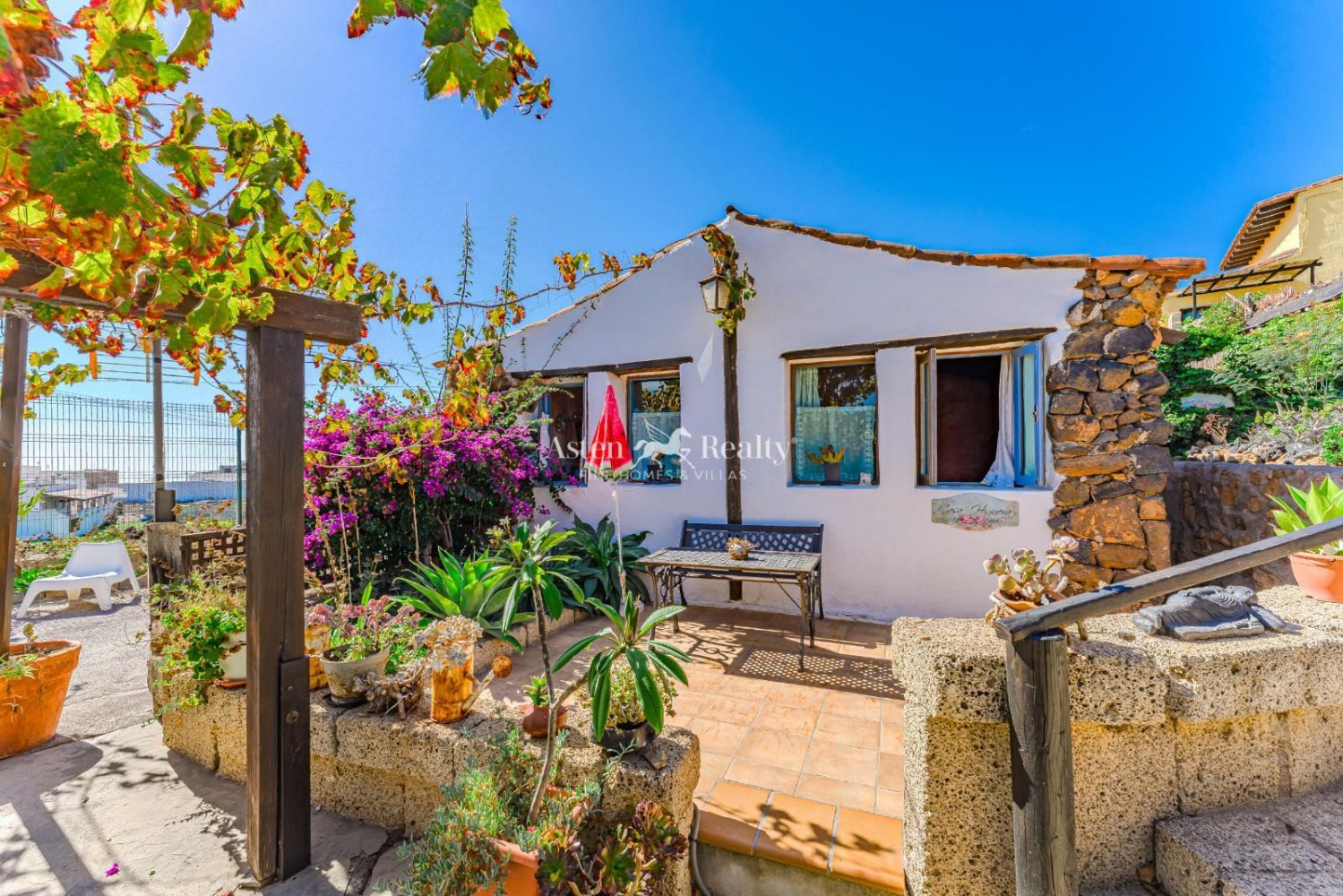 Komerciāls īpašums Tenerife, Spānijā 13 istabas, 893 m2 Nr. 199066