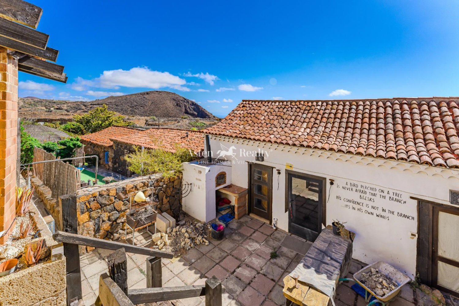Komerciāls īpašums Tenerife, Spānijā 13 istabas, 893 m2 Nr. 199066