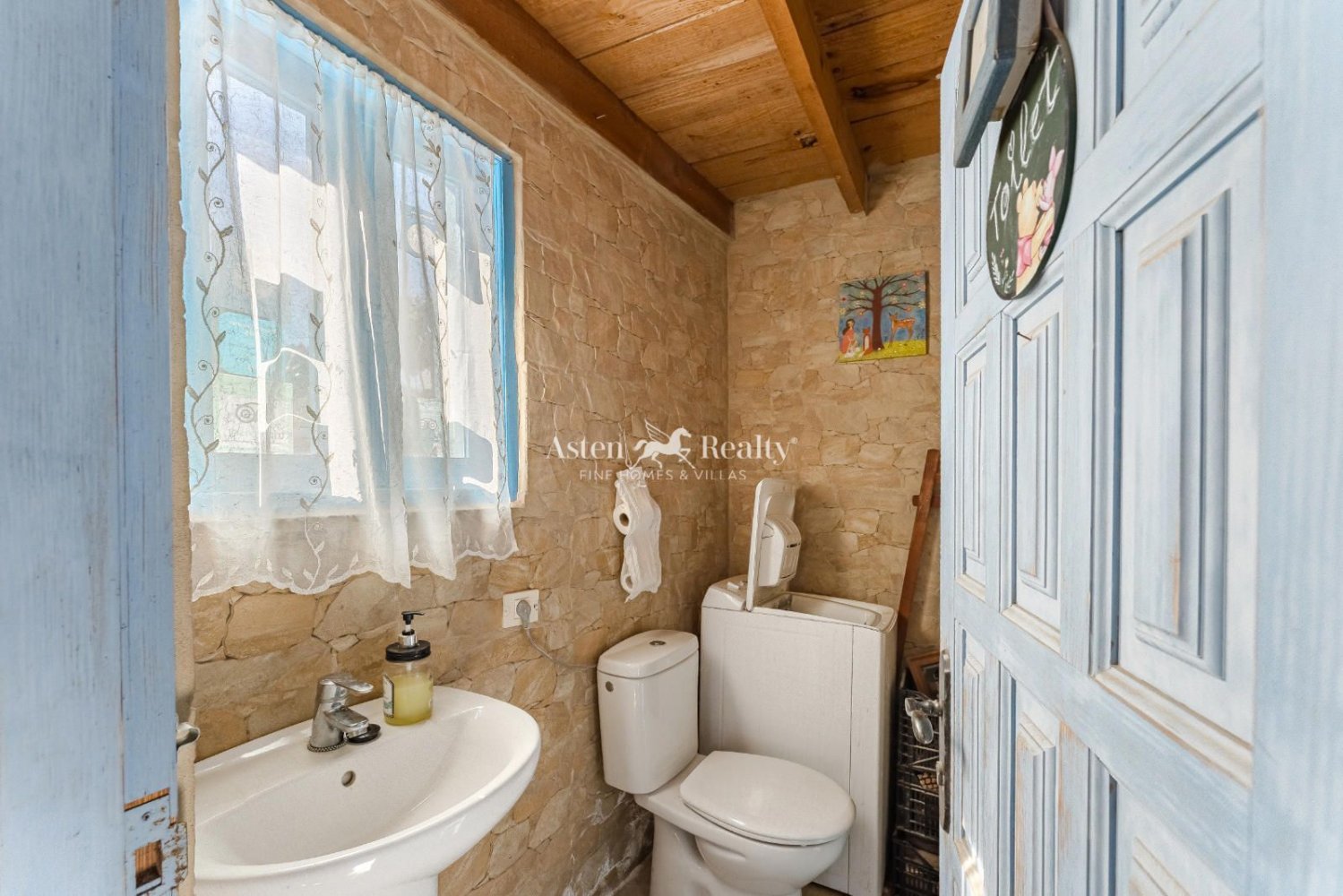 Komerciāls īpašums Tenerife, Spānijā 13 istabas, 893 m2 Nr. 199066