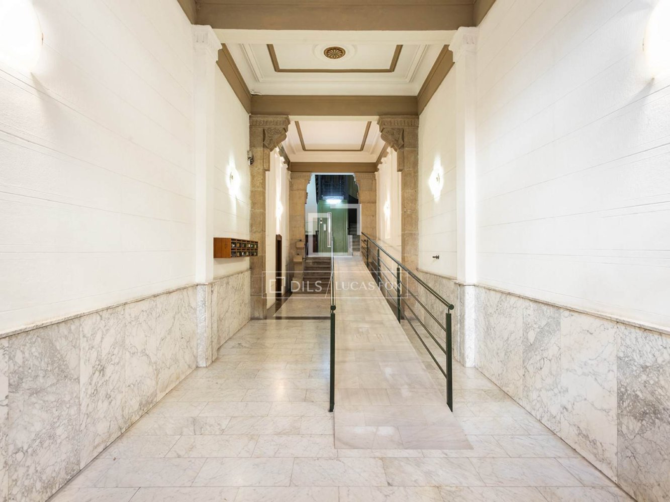 Apartment à Barcelona, Espagne 6 chambres, 315 m2 No. 199174