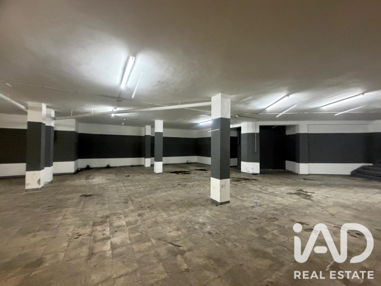 Garāža Gava, Barcelona, Spānijā 600 m2 Nr. 197817