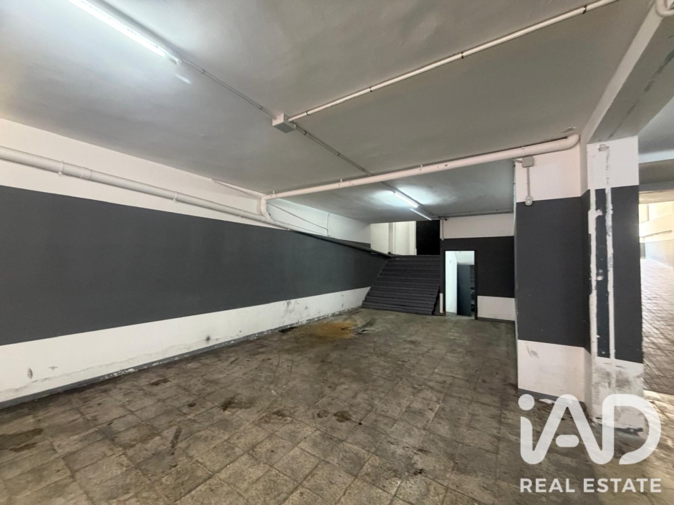 Garāža Gava, Barcelona, Spānijā 600 m2 Nr. 197817
