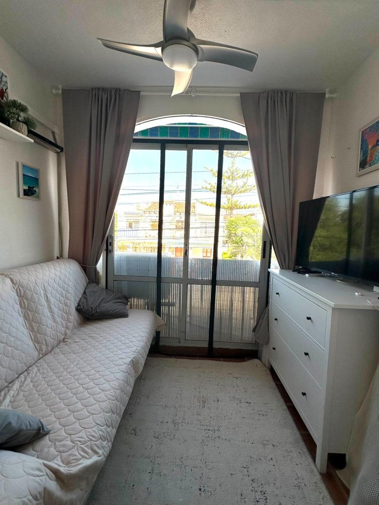 Appartamento a Torrevieja, Alicante, Spagna 1 camera da letto, 50 mq. N° 183094