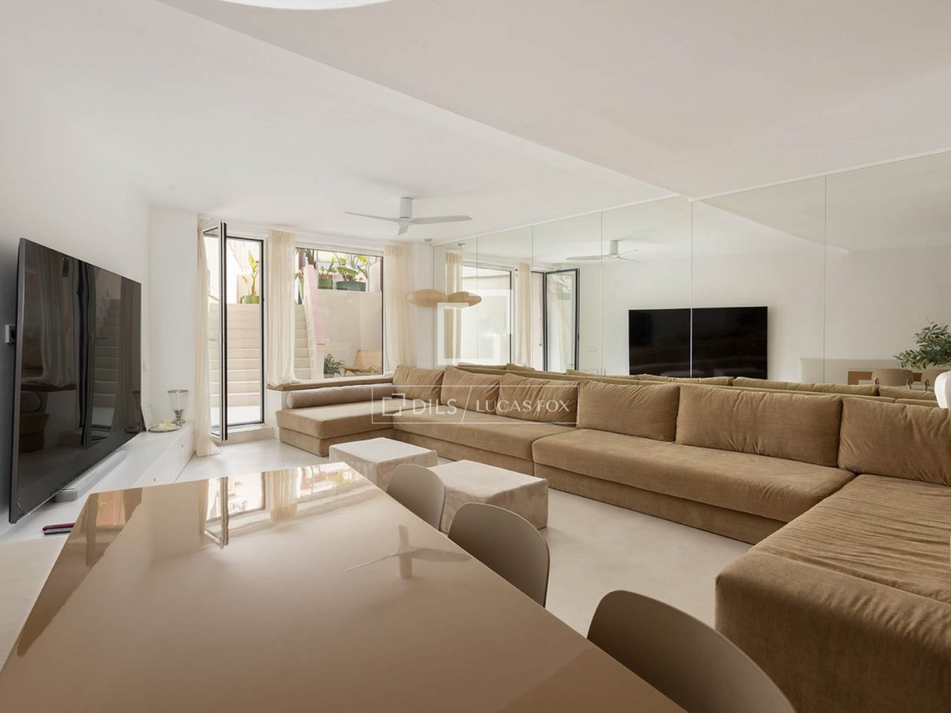 Appartamento a Barcelona, Spagna 3 camere da letto, 132 mq. N° 197619
