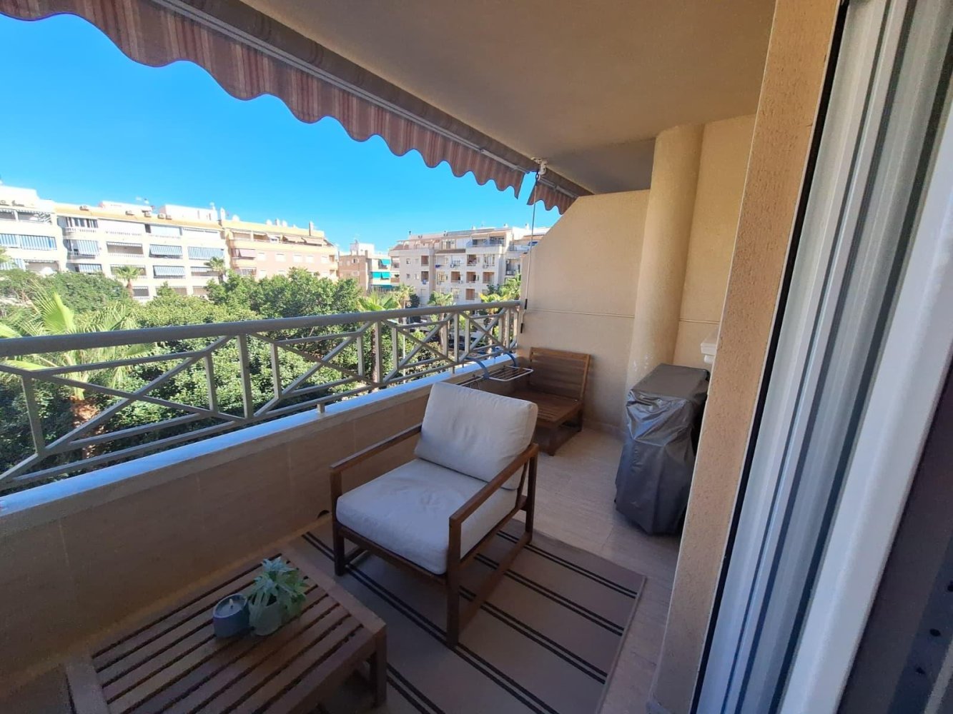 Lägenhet i Torrevieja, Alicante, Spanien 80 kvm. Nr. 197348