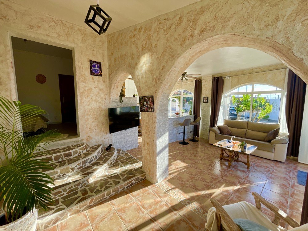 Villa a Ciudad Quesada, Alicante, Spagna 4 camere da letto, 233 mq. N° 197472